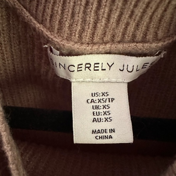 Women's Sincerely Jules Brown Crew Neck Sweater. - Picture 3 of 11